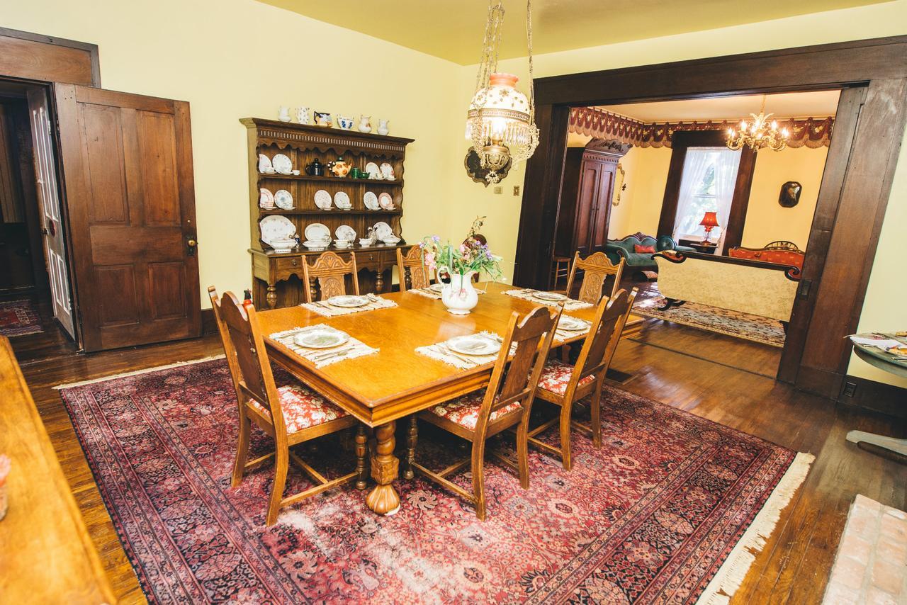 Old Caledonian Bed & Breakfast Esterno foto