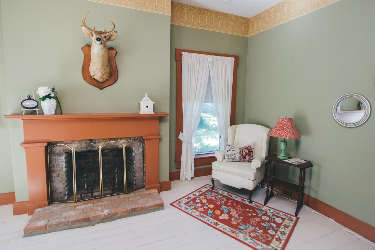 Old Caledonian Bed & Breakfast Esterno foto