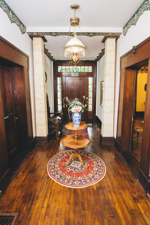 Old Caledonian Bed & Breakfast Esterno foto
