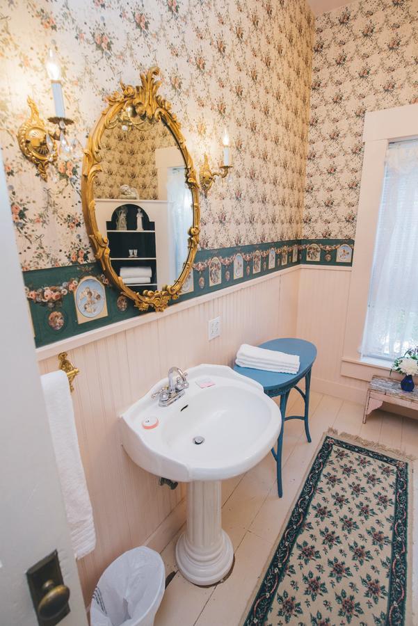 Old Caledonian Bed & Breakfast Esterno foto
