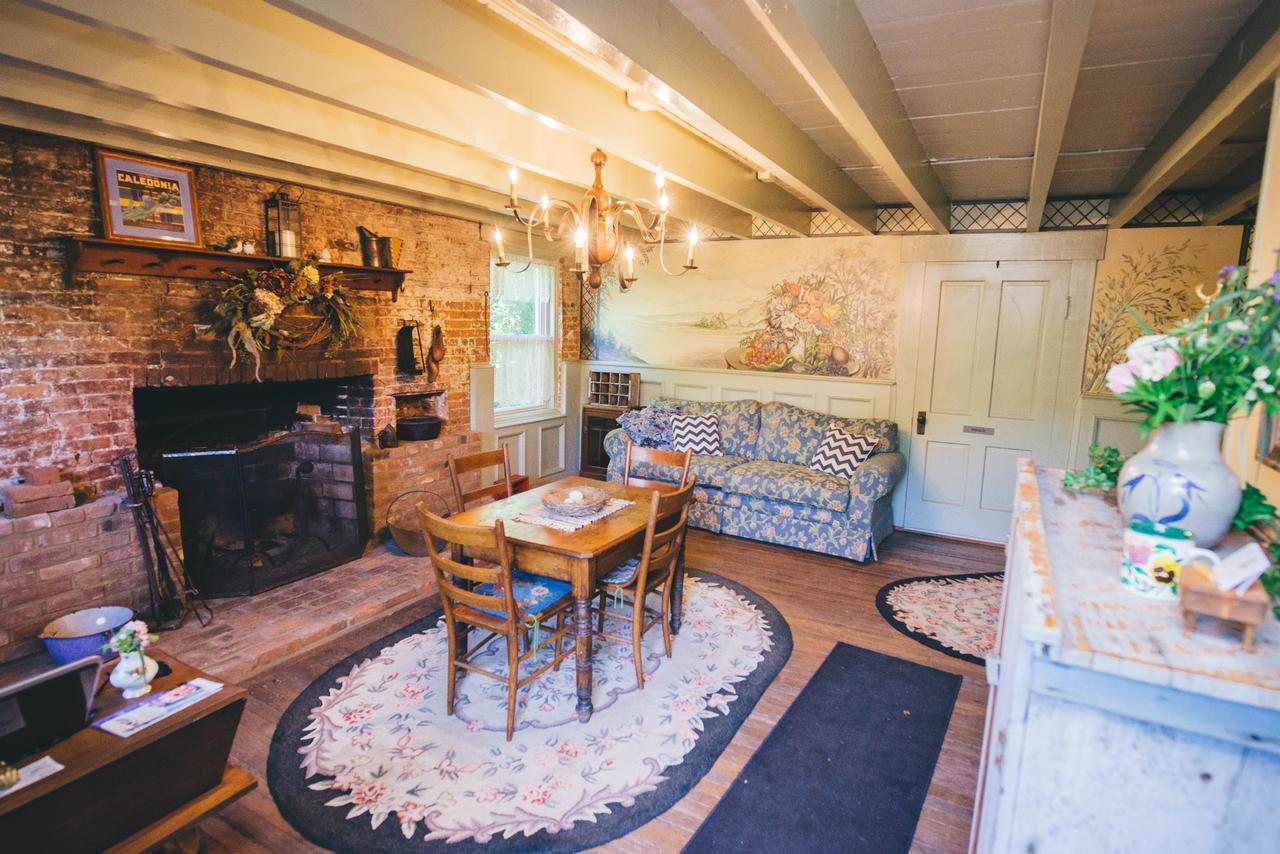 Old Caledonian Bed & Breakfast Esterno foto