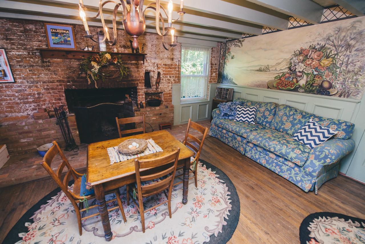 Old Caledonian Bed & Breakfast Esterno foto