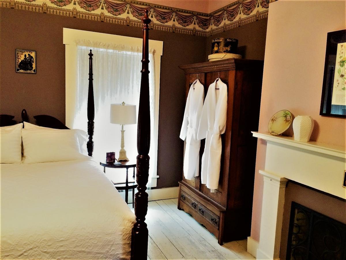 Old Caledonian Bed & Breakfast Esterno foto